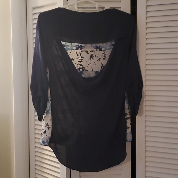 BCBG Navy pattern shirt - Picture 2 of 3